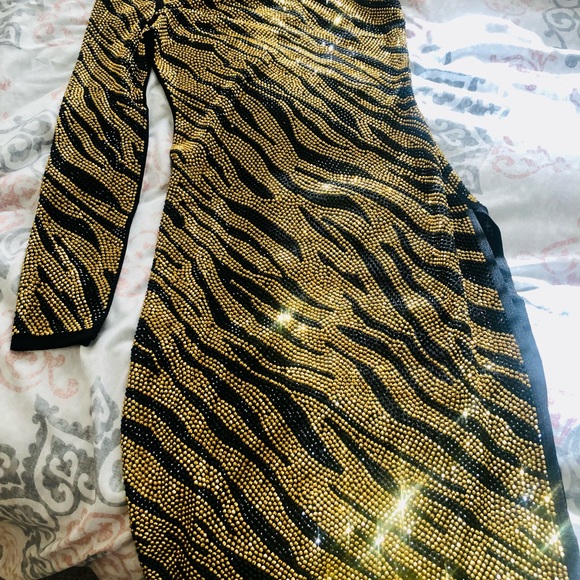 One sleeve crystal mini dress - Picture 4 of 4